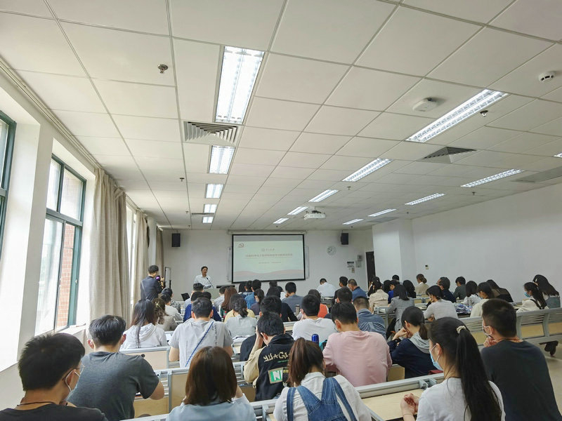 公司召开党史学习教育动员大会，甘远璠书记作动员讲话